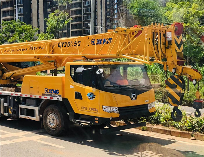 云岩区大件设备吊装租赁吊车